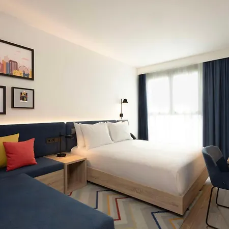 Hotel Hampton By Hilton Martiricos