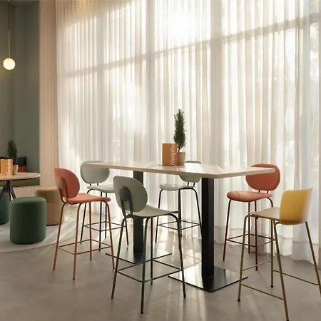 Hampton By Hilton Martiricos 3*