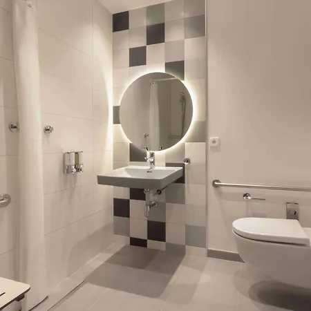 Hampton By Hilton Martiricos Malaga