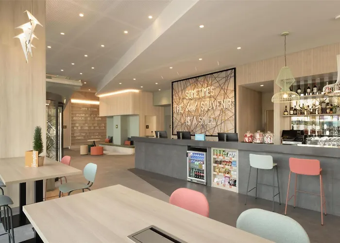 Hampton By Hilton Martiricos Málaga