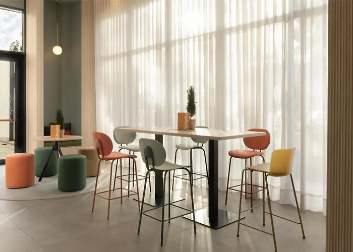 Hampton By Hilton Martiricos 3*