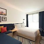 Hotel Hampton By Hilton Martiricos