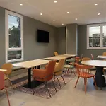 Hampton By Hilton Martiricos Hotel 3*